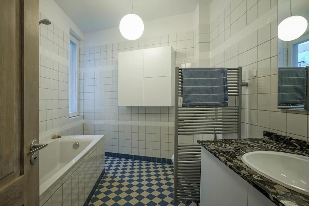 Central Apartment - Nido'S Area Букурещ Екстериор снимка