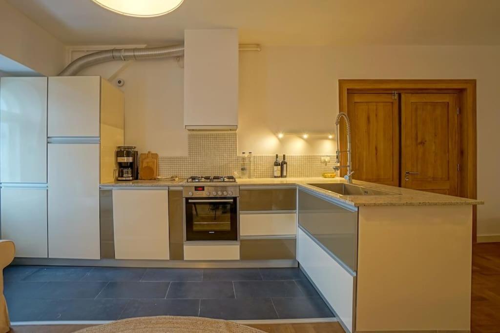 Central Apartment - Nido'S Area Букурещ Екстериор снимка